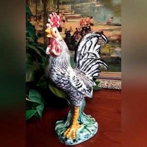 Rooster Statue Vintage Rare chippy Farmhouse ceramic Style